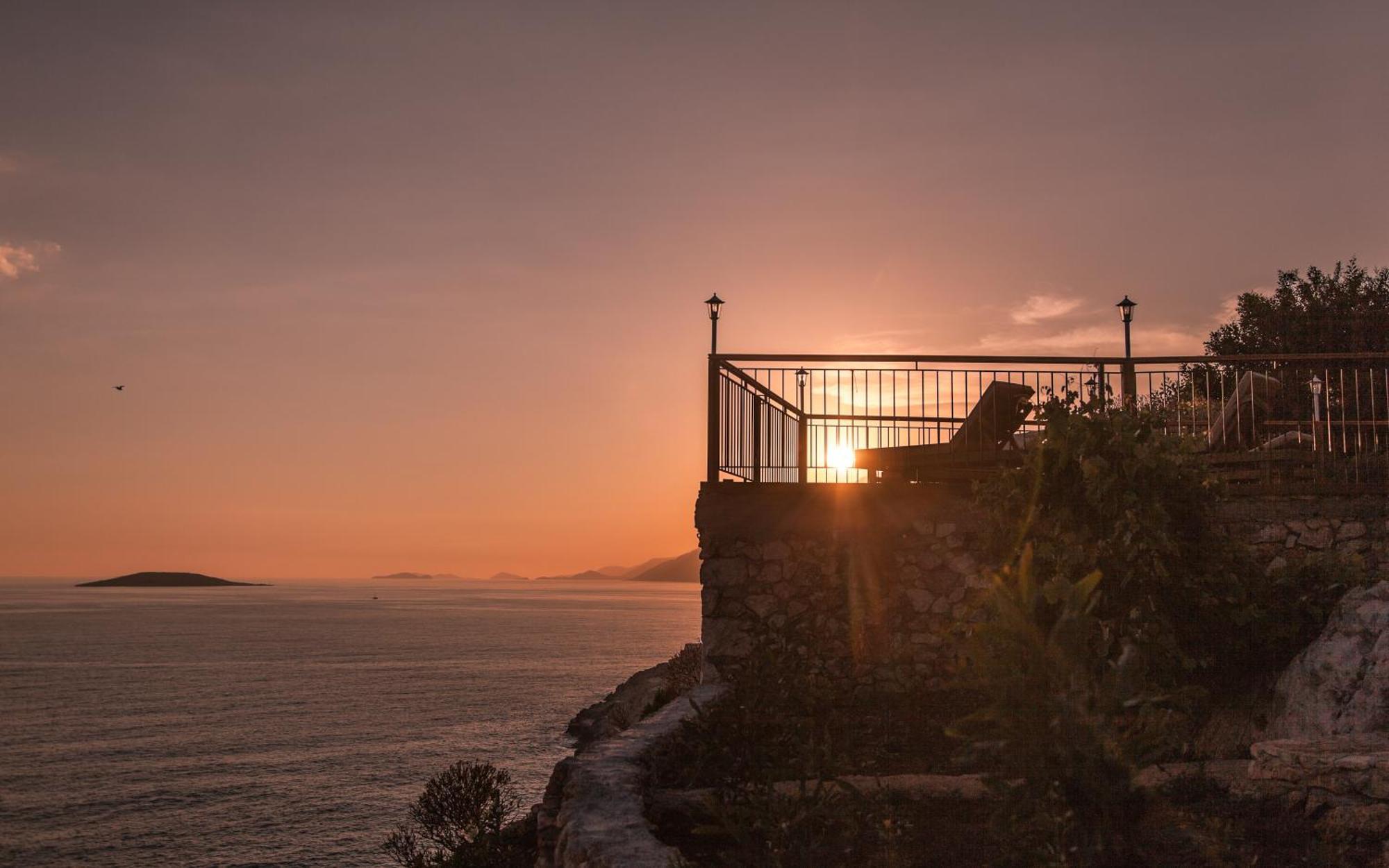 Sunset Villa Hotel Kas Exterior photo